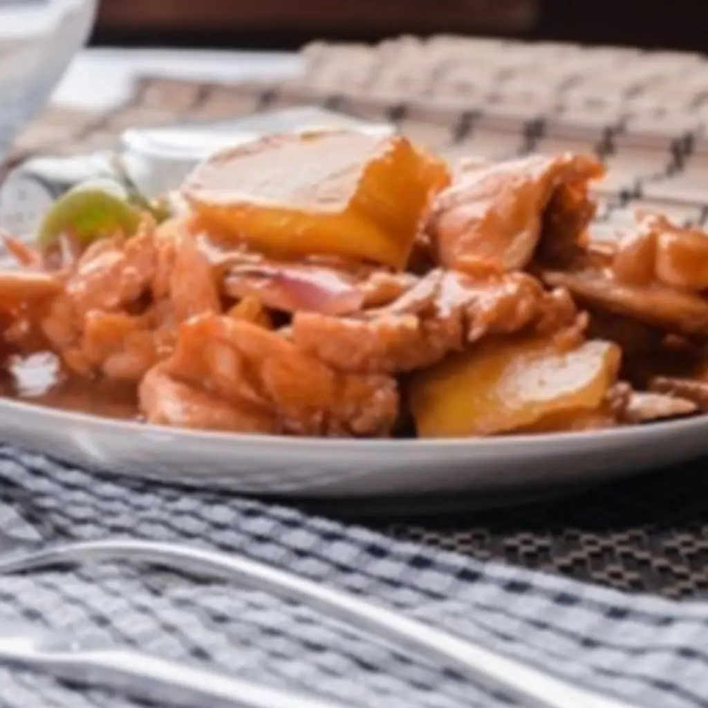 Sauteed Chicken With Mango